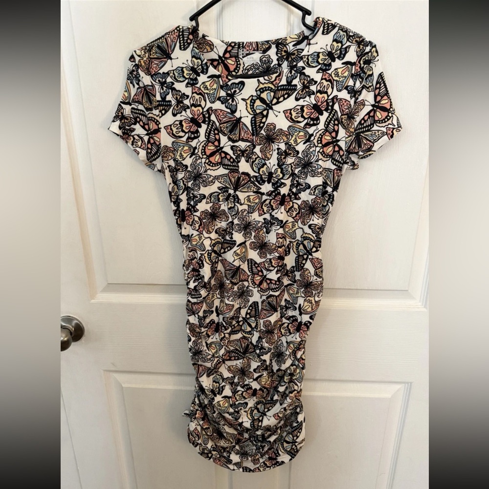 NO BOUNDARIES Women’s Long Stretchy Short Sleeve Butterflies Dress S